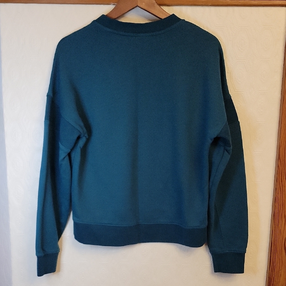 Reebok Teal Green V-Neck Sweater - Picture 5 of 5